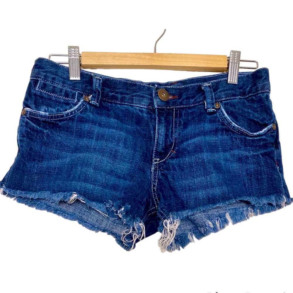 💙 Vtg Mossimo Low Rise Distressed Raw Hem Cut Off Dark Wash Jean Shorts …